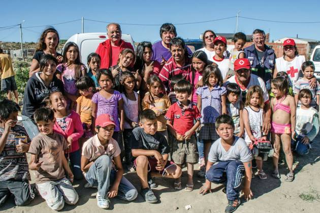 La Universidad  se suma a la Campaa Solidaria por los Pequeos gigantes