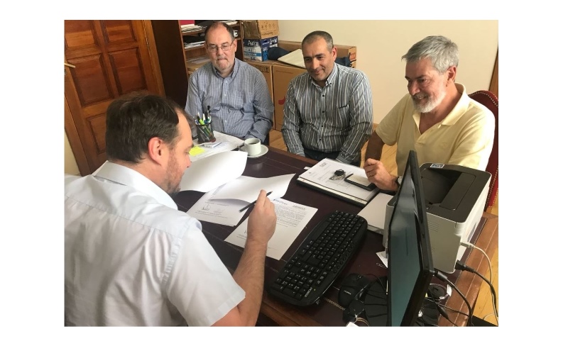 La UNPSJB firm convenio para avanzar en la concrecin del Museo Paleontolgico en Sarmiento