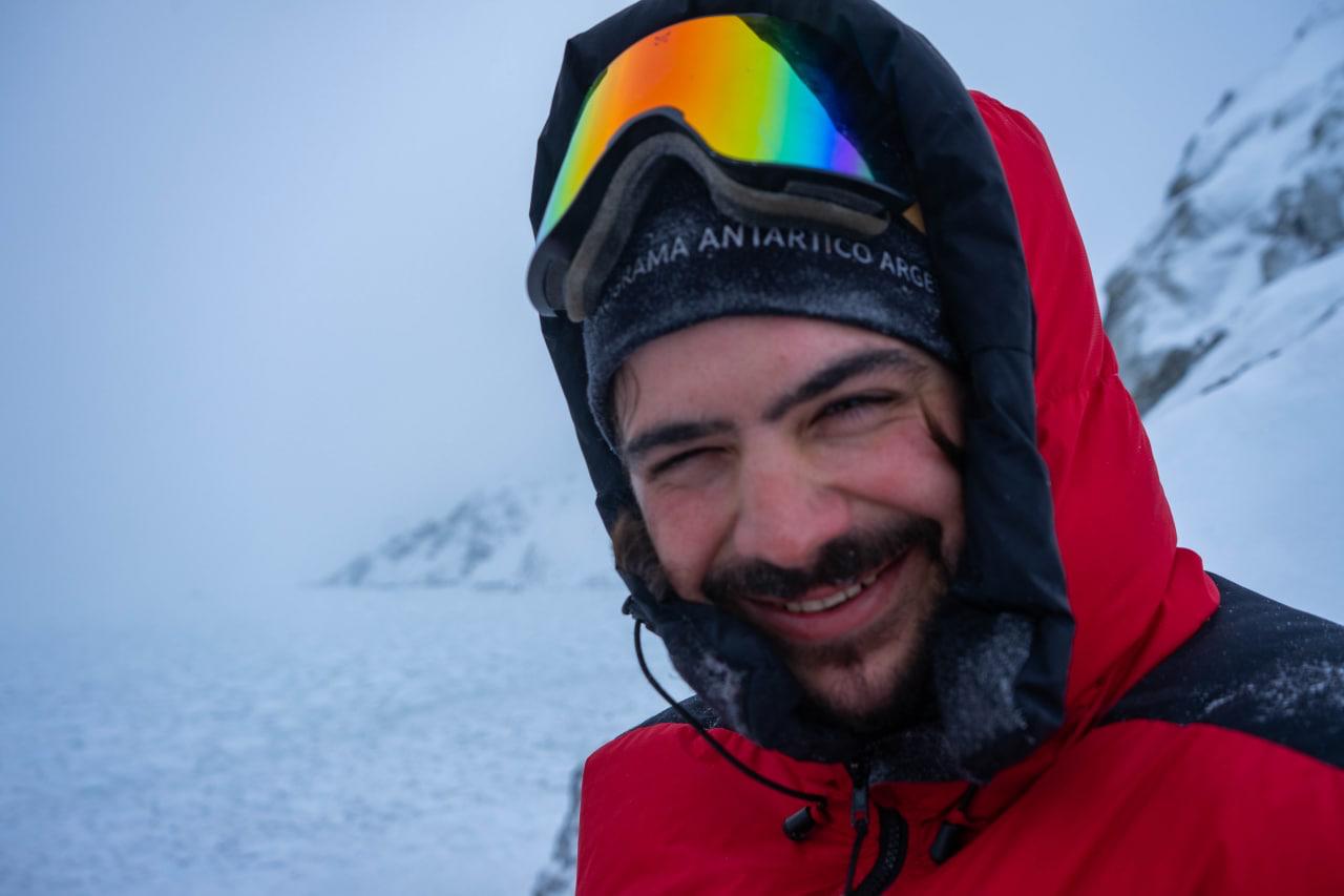 Estudiante de Biología realiza trabajos de investigación en la Antártida
